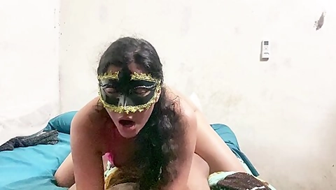 Mi Novia Chupa, Cabalga, Chupa De Nuevo, Se Orina, Coge De Perrito Y Le Lleno De Semen El Culo